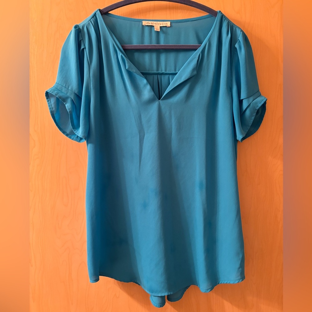 Daniel Rainn Blue V-Neck Cuffed Sleeve Blouse